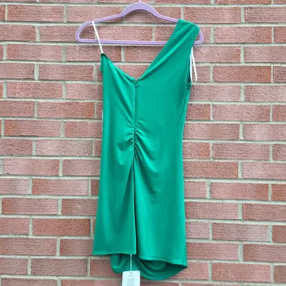 self portrait green one shoulder dress Six Stories Women's One Shoulder Drape Stretch Bridesmaid Dress main image 1